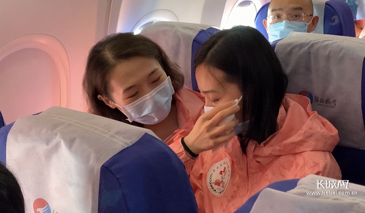 �������ӱ�������ɻ���ΪӢ�۳��조���տ��֡���