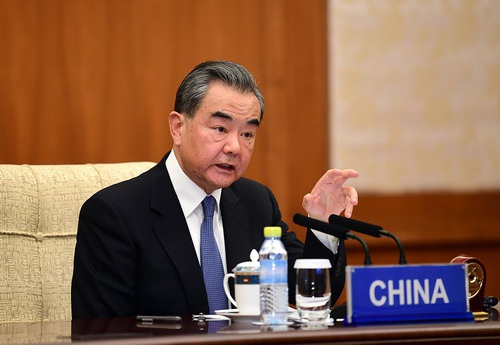 中日韩举行新冠肺炎问题特别外长视频会议