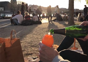 ���հ��辰��&nbsp; ͼ����Ƶ��ͼ