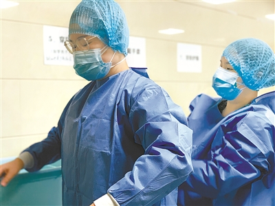4.26万援鄂医疗队员零感染是这样实现的