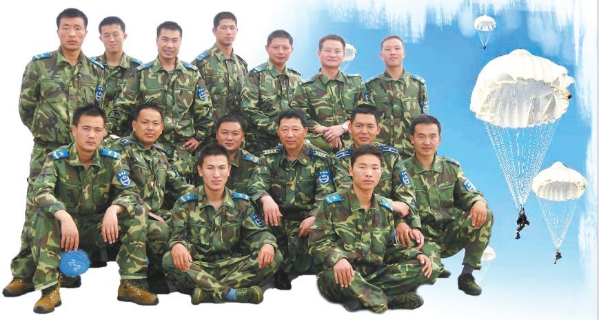 汶川地震中的“空降兵十五勇士”