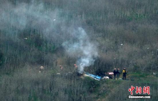 科比空难照片遭外泄 美当局：8名警员参与 照片