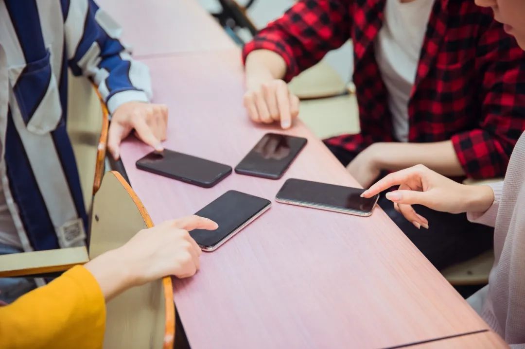 复工缓慢需求疲软 苹果华为三星受疫情冲击几何