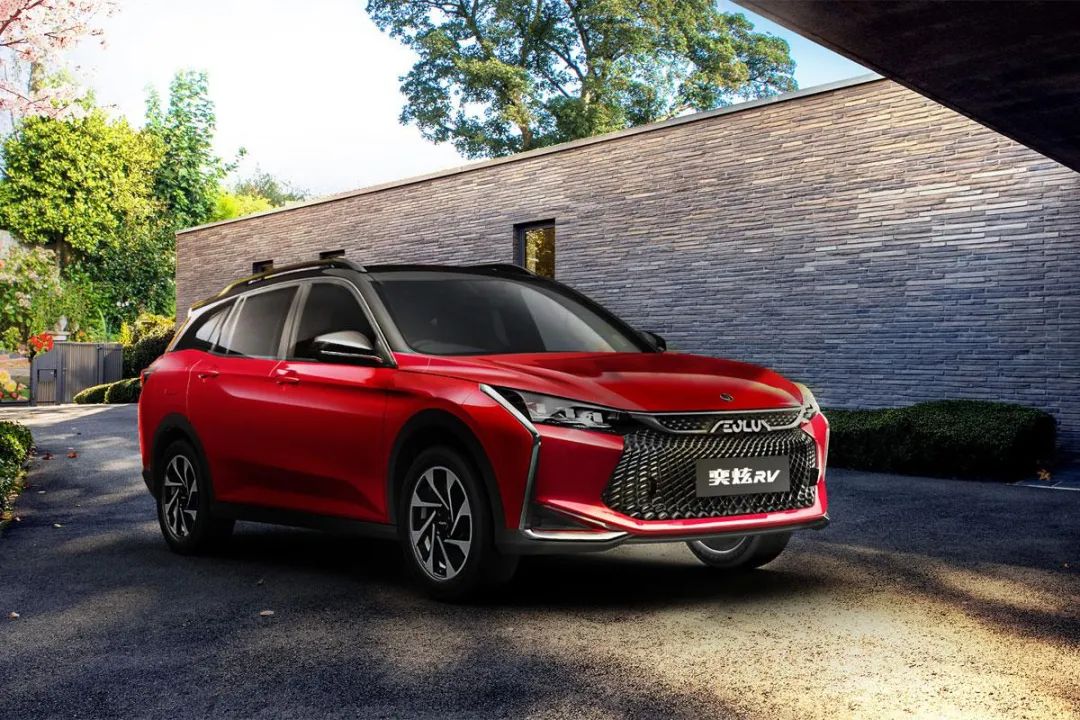 东风风神奕炫RV的换标 仅仅是扁平化时代的跟风吗?