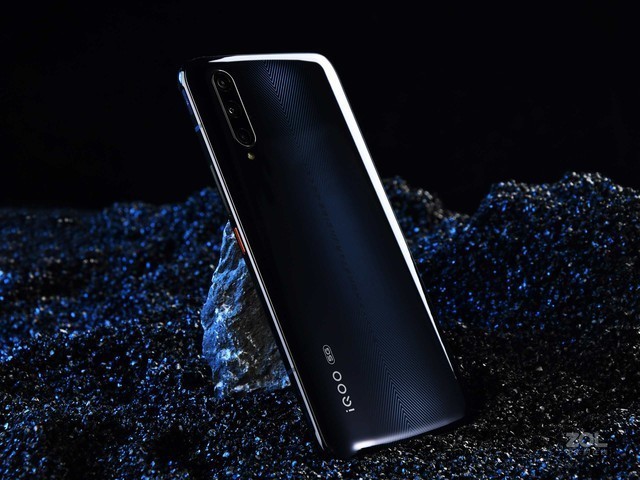 5g手机价钱大全 5aca-iqfqmau0736795.jpg