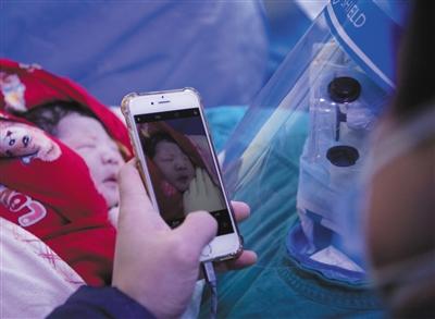 可以用手机拍婴儿吗 58a9-iqfqmau0636870.jpg