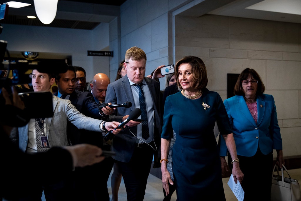 当地时间4日，佩洛西等人在美众院。《纽约时报》图