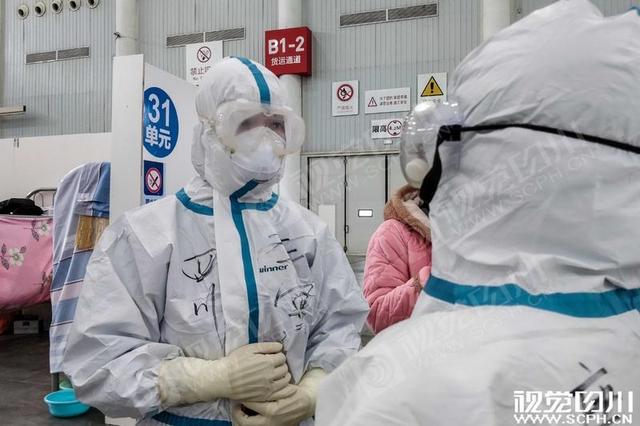 【我在武汉的30天】 川报观察一线摄影记者的视觉日记