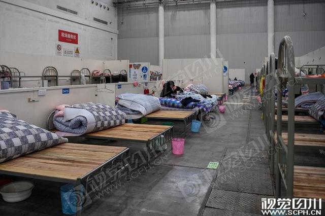 【我在武汉的30天】 川报观察一线摄影记者的视觉日记
