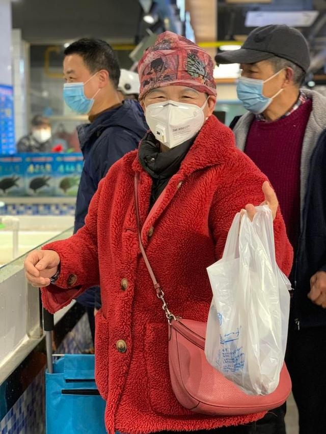复工进行时|西湖渔亭今天开张,毛鲜毛鲜的白鲢、步鱼、河虾都有