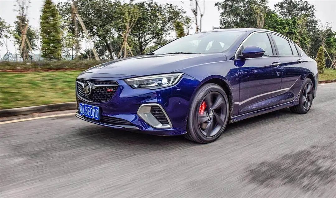 平民级“大排量”,这些2.0T家用车,谁用谁爽!