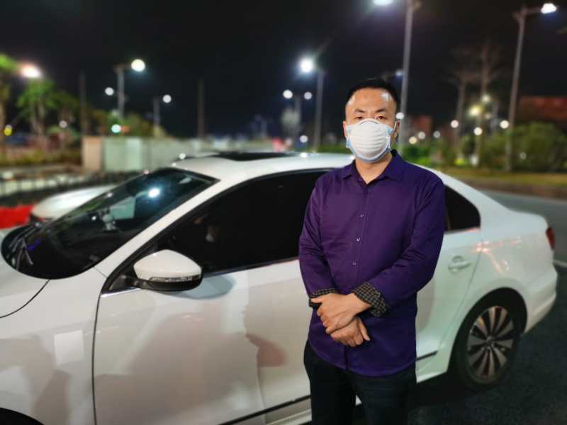  3月6日晚，申军良从济南抵达广州增城。澎湃新闻记者 朱远祥 图