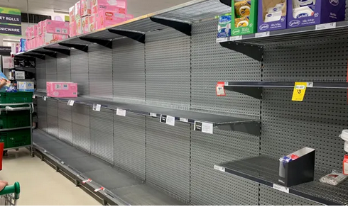 为抢购卫生纸大打出手 澳大利亚两女子被警方控