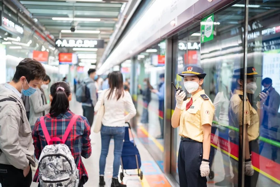 排队时请保持距离,客流实况这些app可实时查