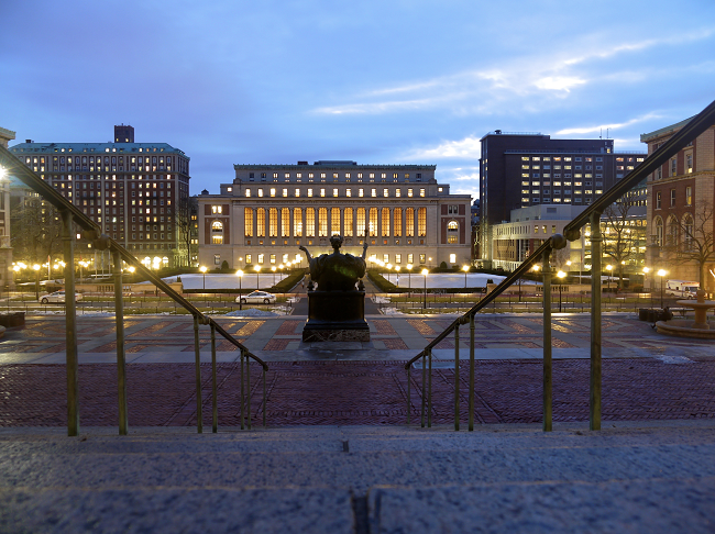 �����ױ��Ǵ�ѧ