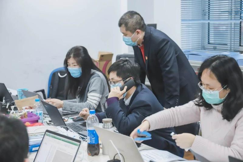 12小时锁定伊朗输入病例63名在沪密切接触者,“追踪办”队员们忙了一个通宵