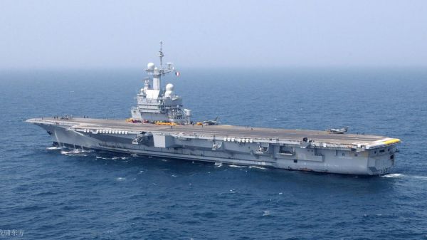 资料图片：法国海军“戴高乐”号航空母舰