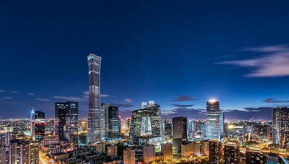 夜幕下的北京中央商务区.图片来源:视觉中国