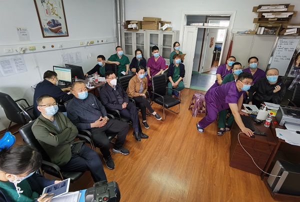 国家级专家组对黑龙江牡丹江现有3例危重型患者