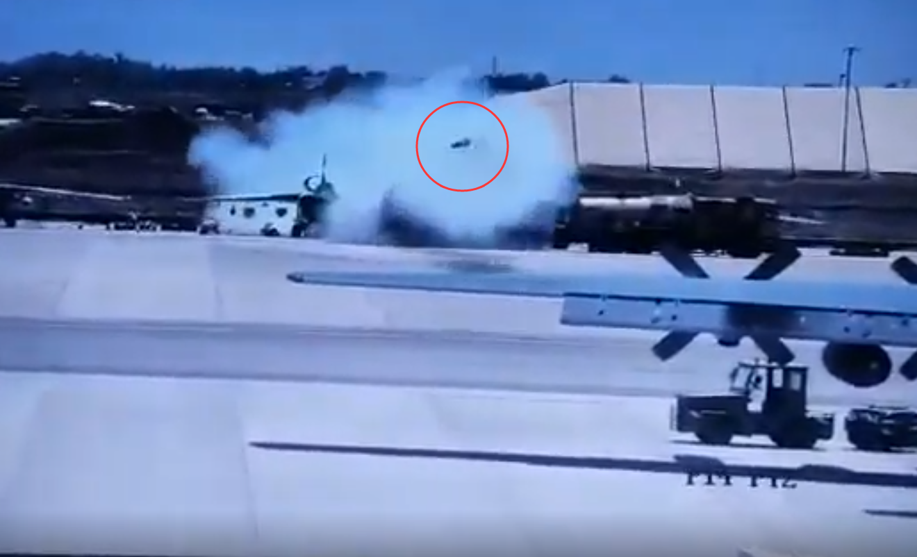 战斗机误射火箭弹 击中乍得总统卫队副司令住所