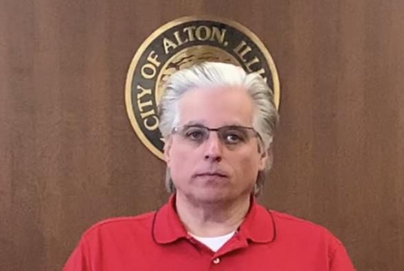 布兰特·沃克（美国奥尔顿市官方社交媒体截图）