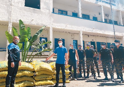 美华商总会顾问：抗击疫情 中国做得好也帮得好