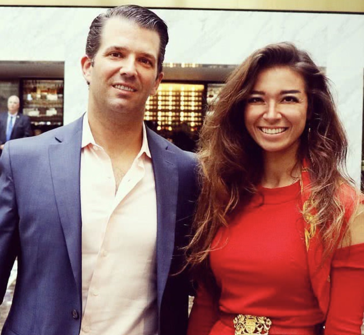 cnnCNN手撕OAN：罔顾事实、爱好阴谋论，这就是特朗普最爱的媒体？