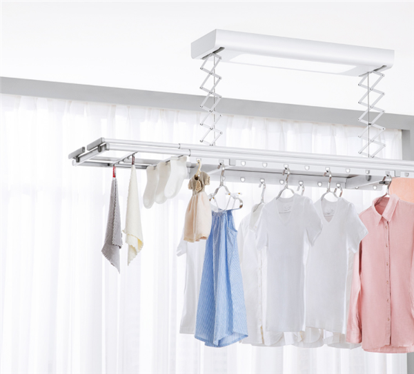 米家智能晾衣机上市：35公斤大承重 一键升降