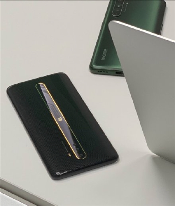 号称2020上半年5G旗舰守门员!realme新机宣布
