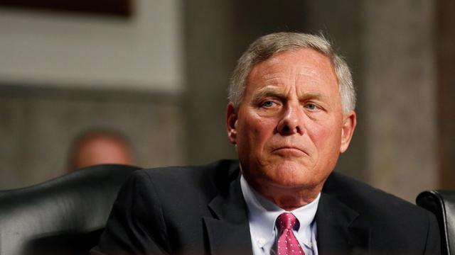 FBI查获美参议院高官手机 涉用疫情内幕信息抛售