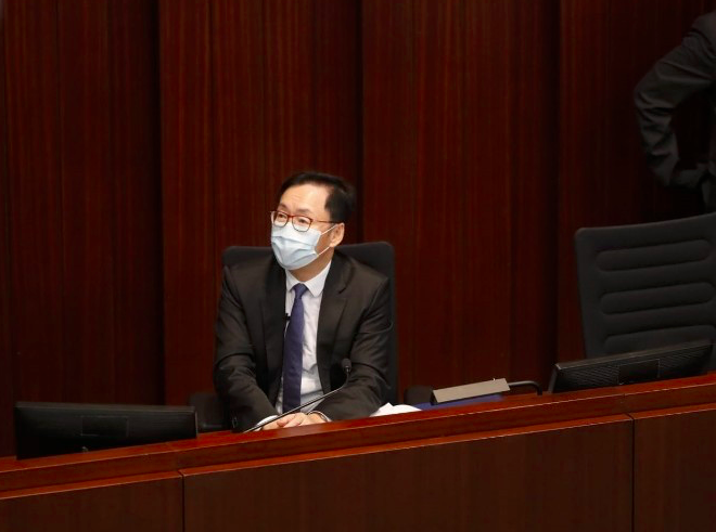 图为香港立法集会员陈健波