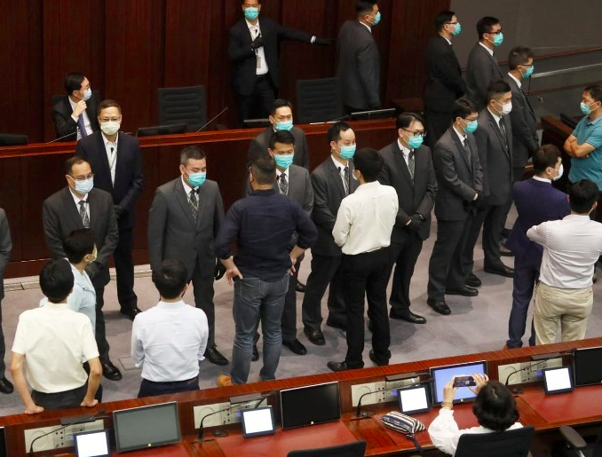 图为香港立法会内务委员会主席推举现场