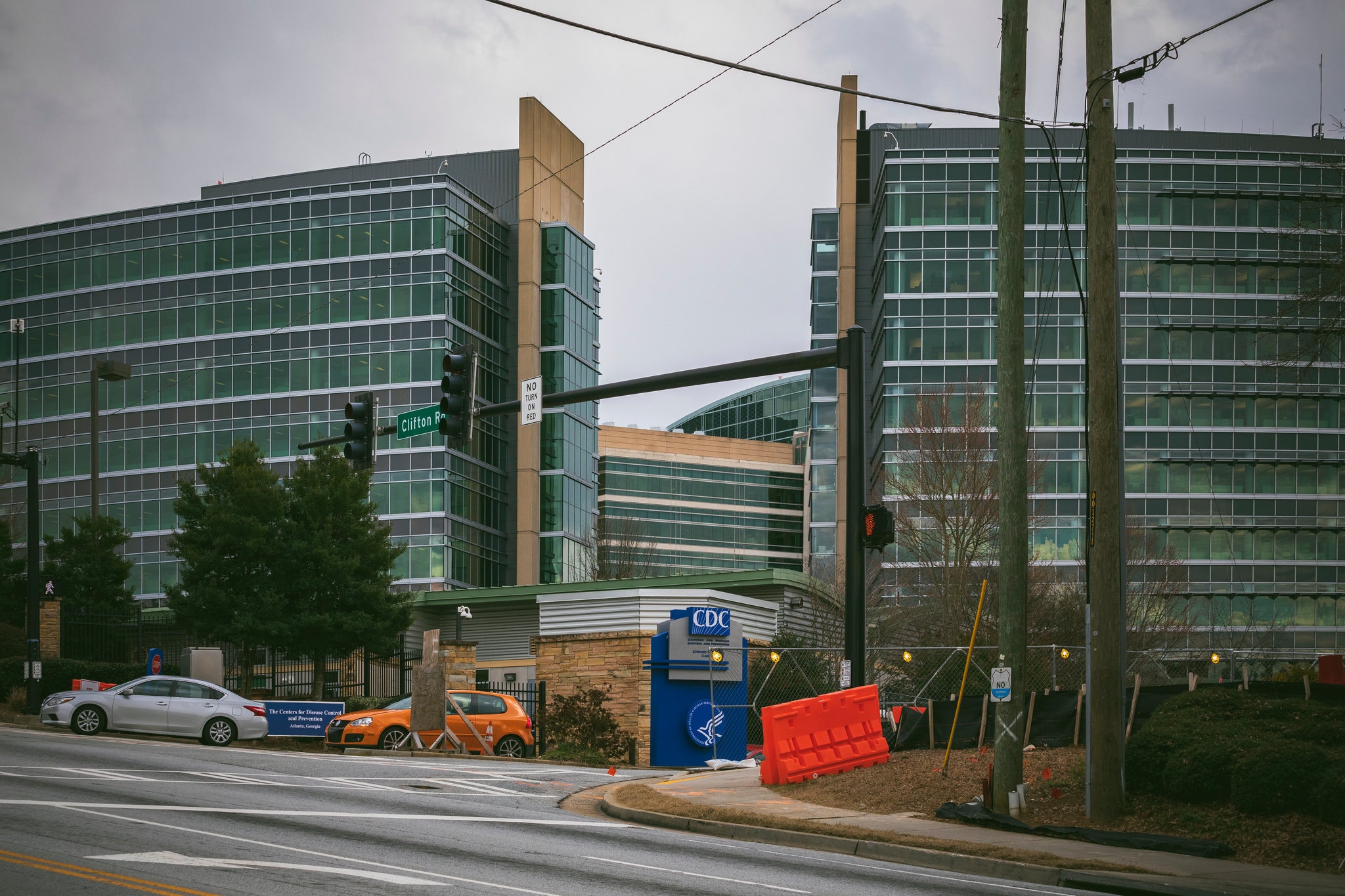 白宫四面八方“甩锅” “替罪羊”名单上再添一员