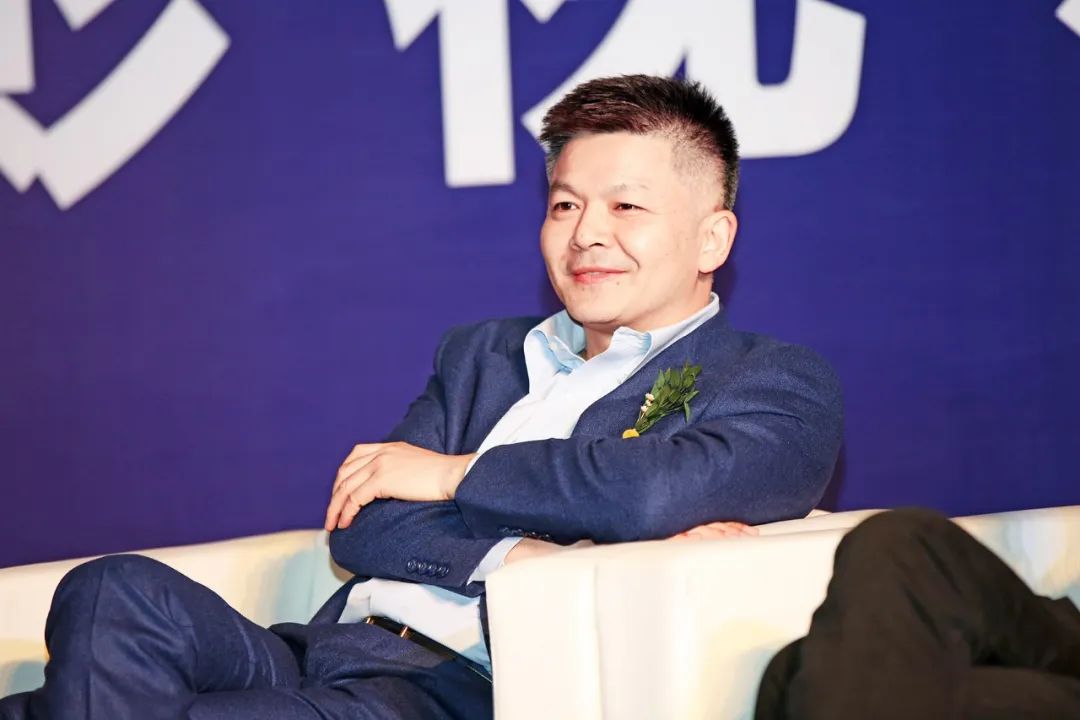 万达传媒老总_景甜与万达老总沐浴(3)