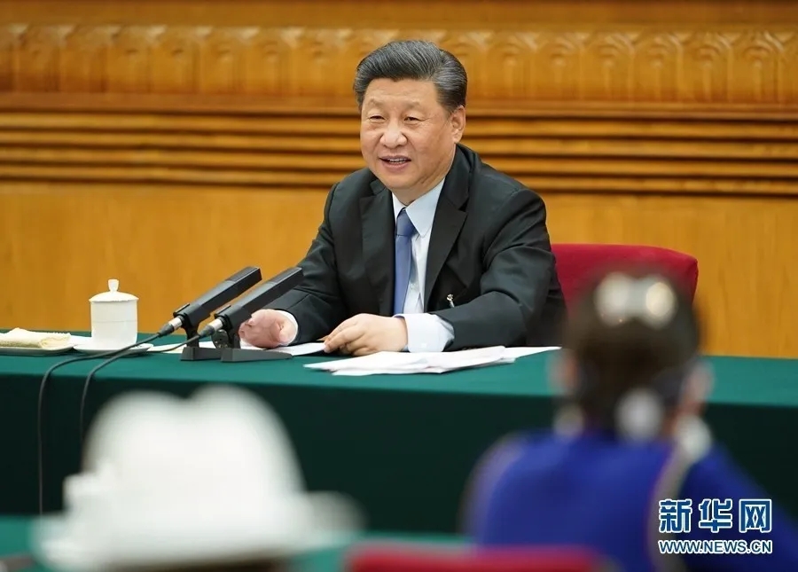 5月22日,中共中心总书记、国度主席、中心军委主席习近平加入十三届天下人大三次集会内蒙古代表团的审议。新华社记者 黄敬文 摄