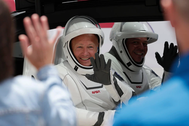 受天气影响 SpaceX载人航天发射任务取消