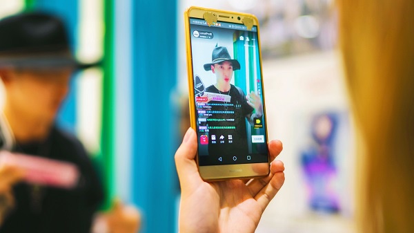 哪里买手机可以送货上门 a08e-iufmpmp0654827.jpg