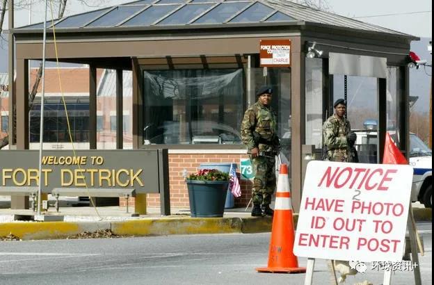 △ 资料图 伊夫·科昂教授参加电视节目 图自法国BFMTV