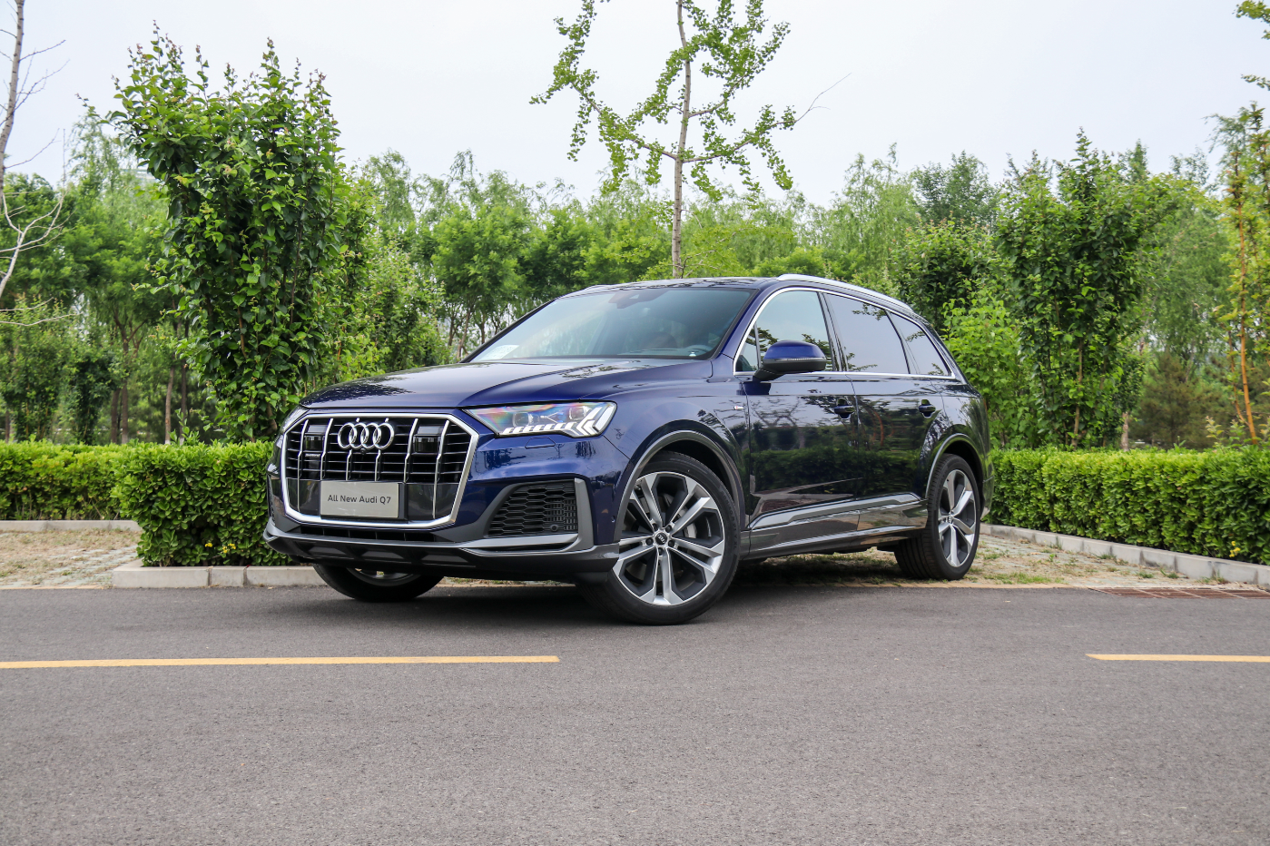 20万奥迪suv全部车型,奥迪车20万左右 同级车型最高规格标配,全新奥迪q7起售68.98万