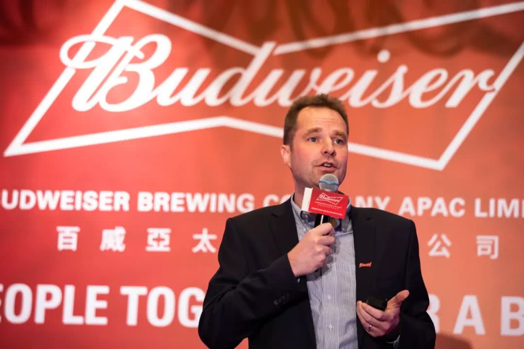 百威老总是谁_百威啤酒图片(3)