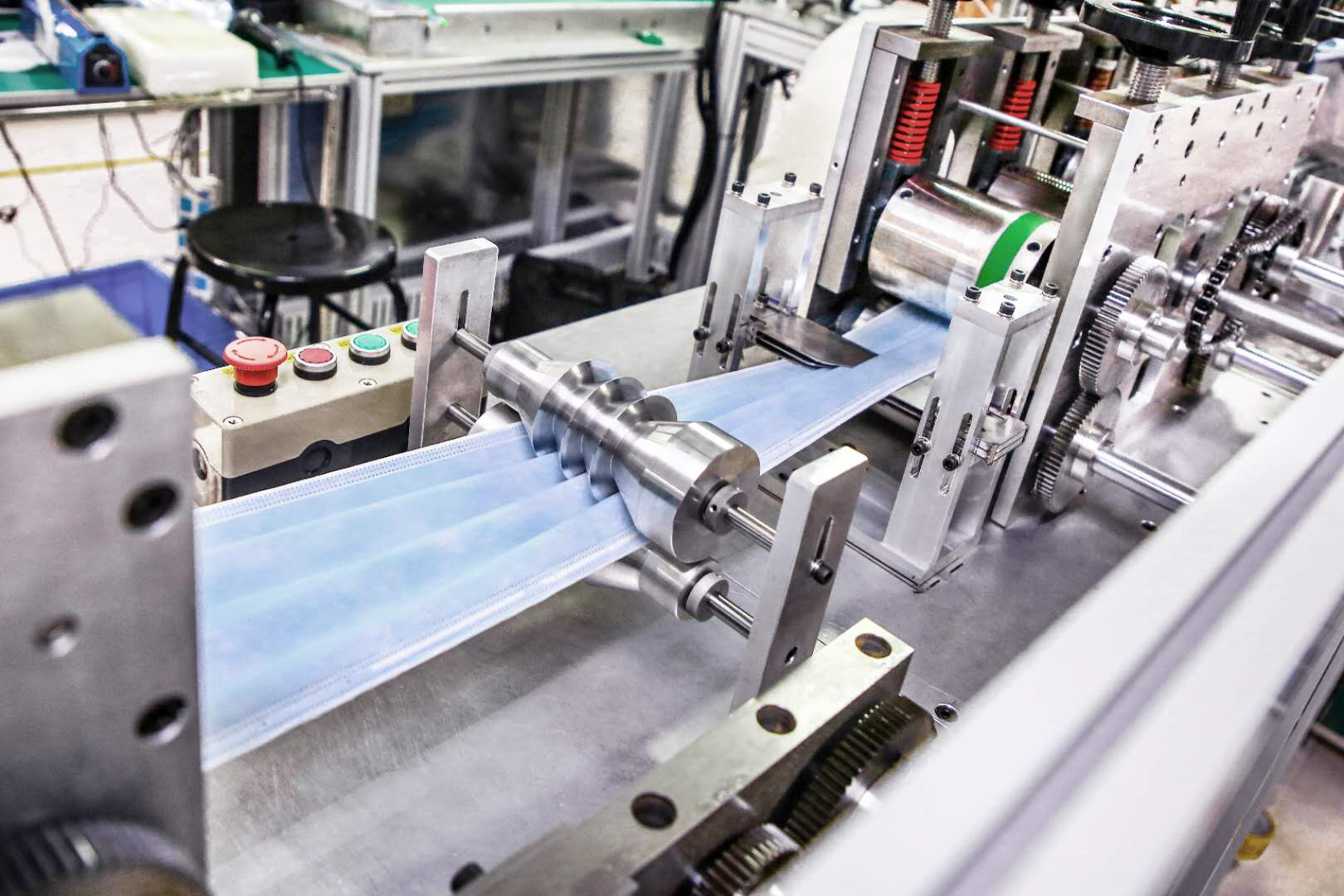 “农夫与蛇”上演 比亚迪被美国加州要求退还