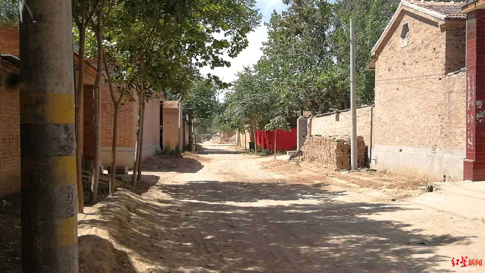 被顶替上大学农家女否认“卖学籍” 父亲：是我