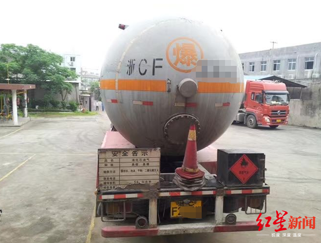  涉事公司的运输车辆 图据该公司总经理QQ空间