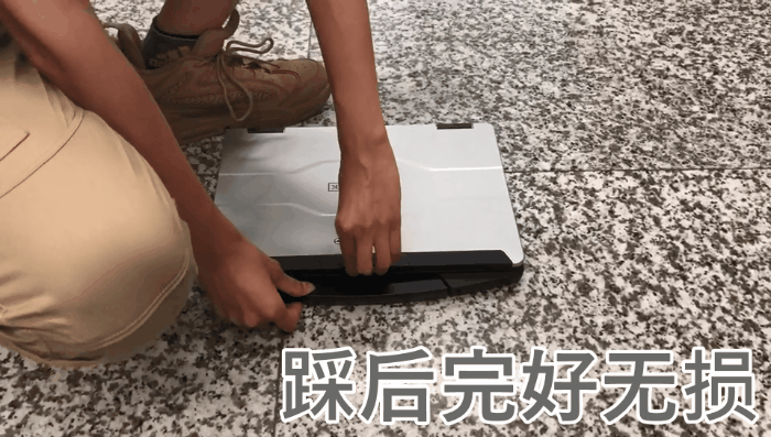 ↑踩踏后完好无损