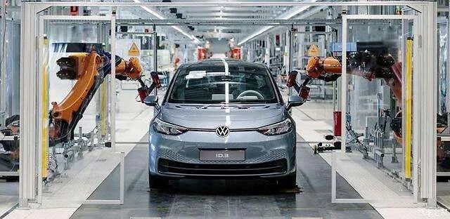 大众集团掌门人迪斯移交大众品牌管理权,甩出烫手山芋?