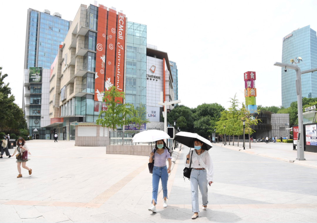 新浦步行街婵之云内衣_云坊步行街图片(2)