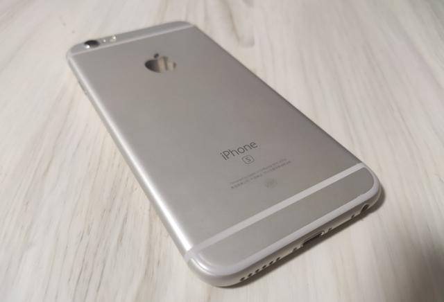 IPhone6s,IPhone5s 54英寸iphone12确认经过思考我决定放弃iphone6s