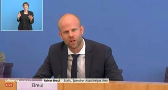 台当局因＂撤旗＂事件杠上德国 没想到又被补了