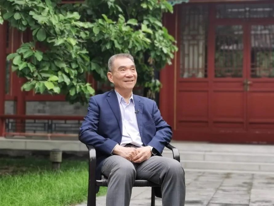 林毅夫院长在北京大学朗润园接受人民网专访