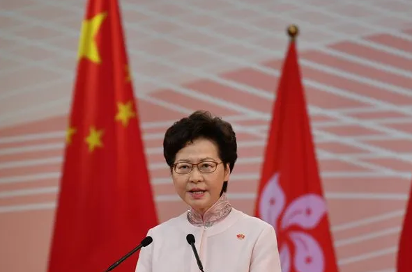 △香港特区行政主座林郑月娥7月1日在香港特区建立23周年酒会上致辞时示意,香港国安法是香港走出困局、从乱到治的起色。